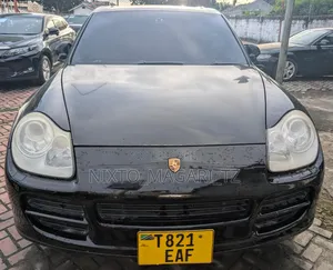 Porsche Cayenne 2008 Black