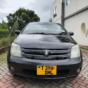 Toyota IST 2003 Black