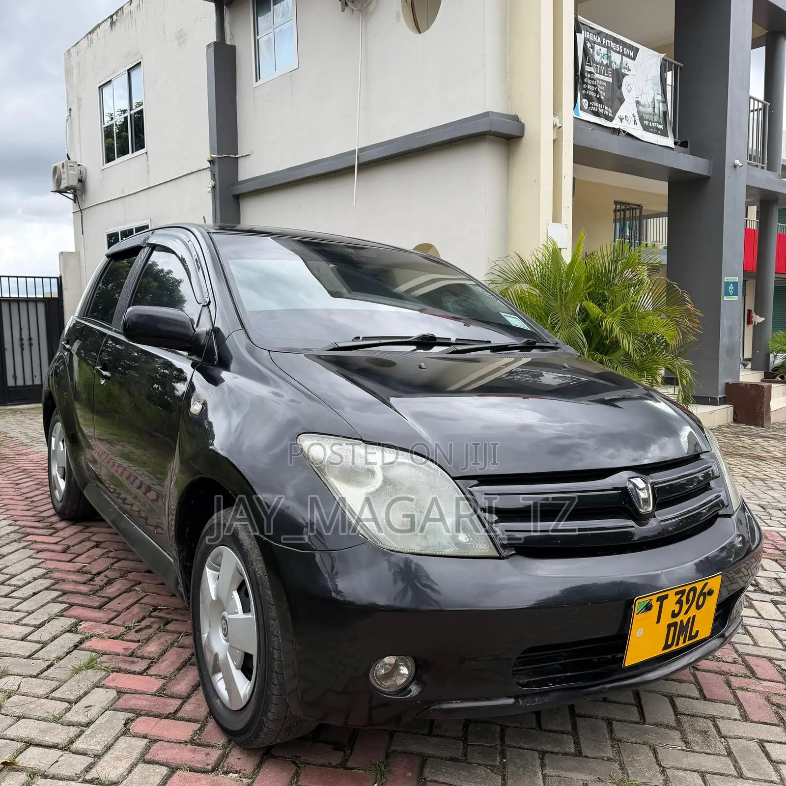 Toyota IST 2003 Black