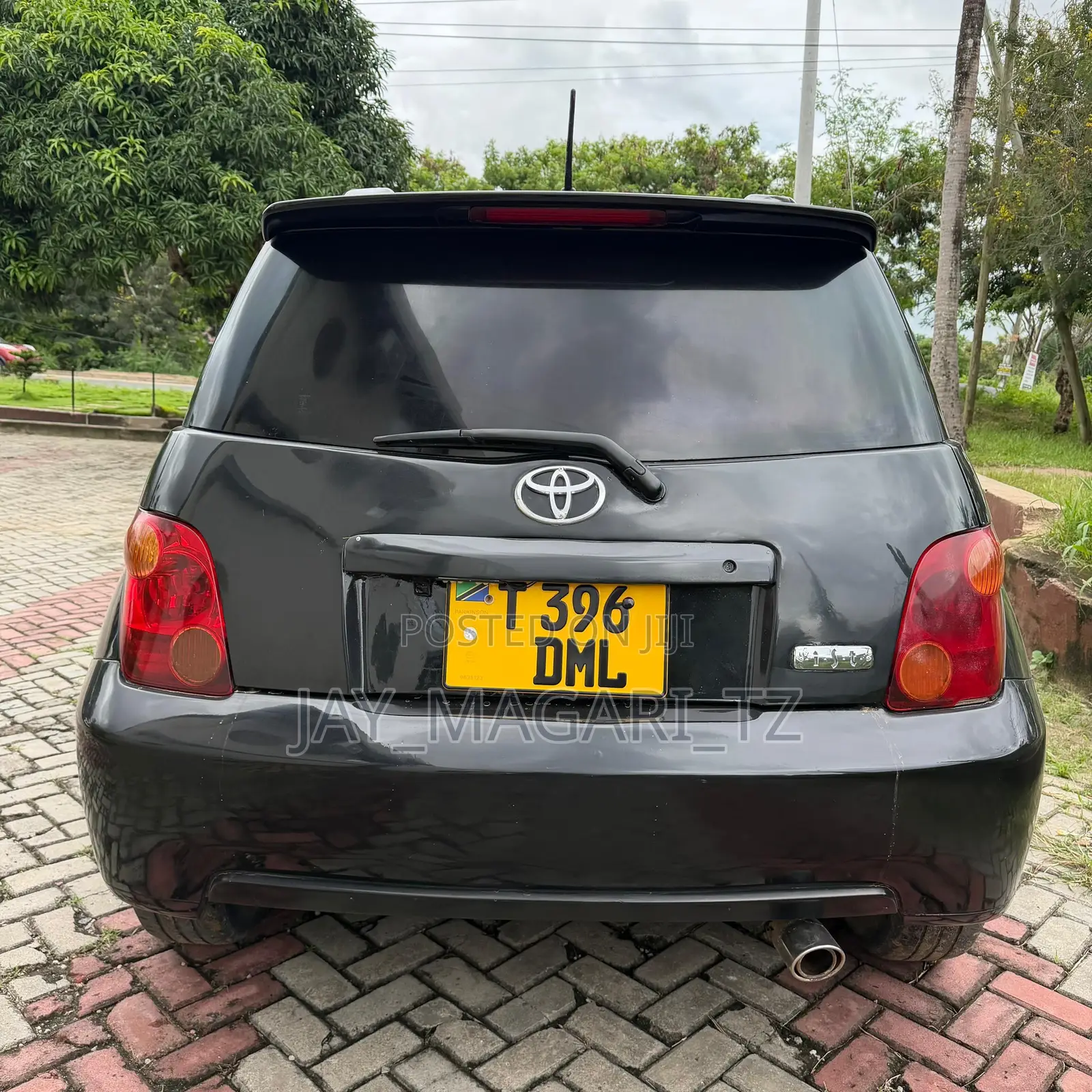 Toyota IST 2003 Black