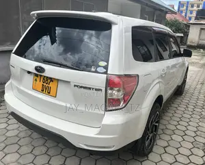 Subaru Forester 2011 White