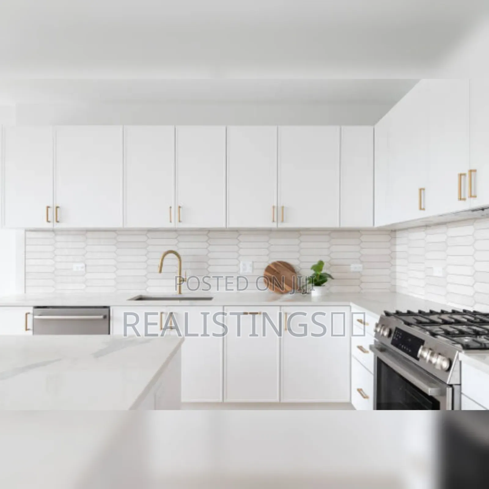 4bdrm Apartment in Realistings, Upanga West for sale