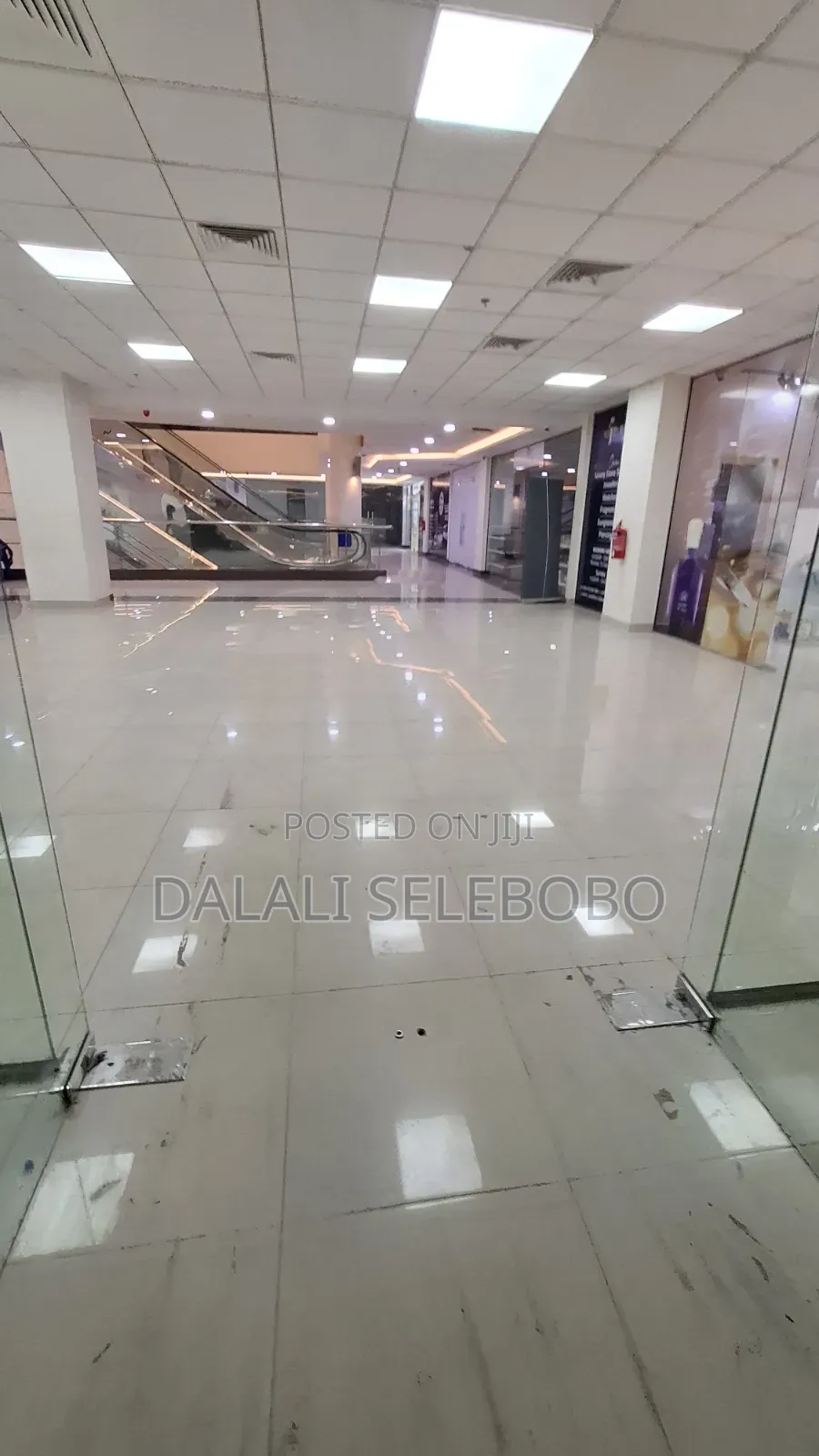 Big Office Space at Mliman Cty Area Flow 1