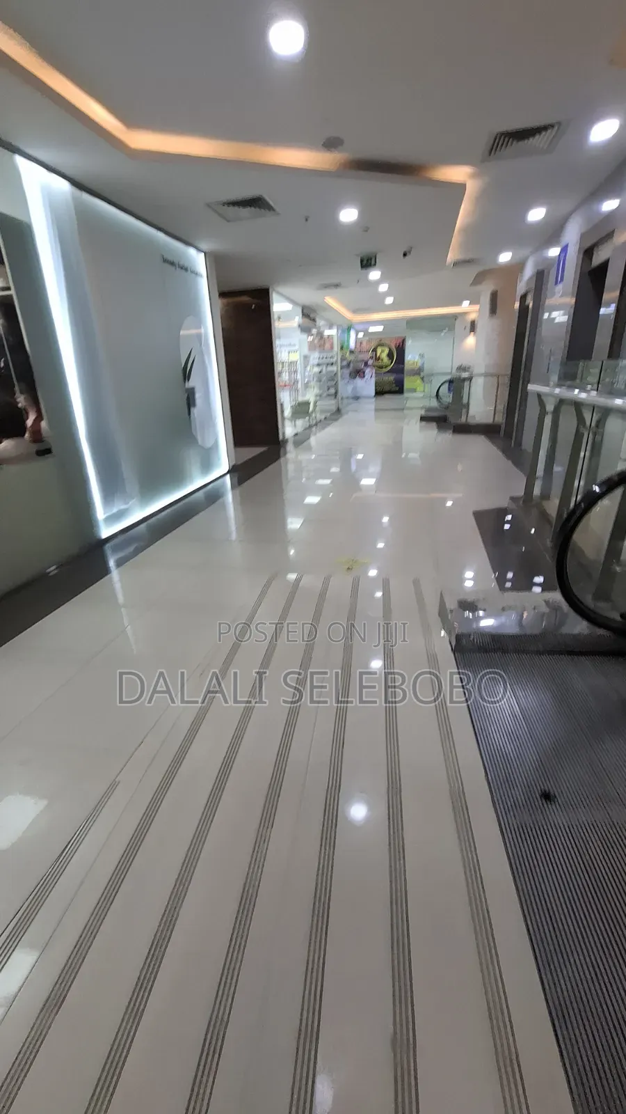 Big Office Space at Mliman Cty Area Flow 1