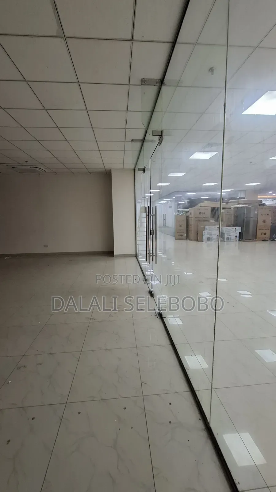 Big Office Space at Mliman Cty Area Flow 1