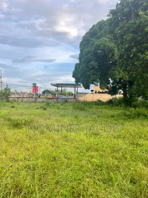 Plot For Sale Cqmt 1400