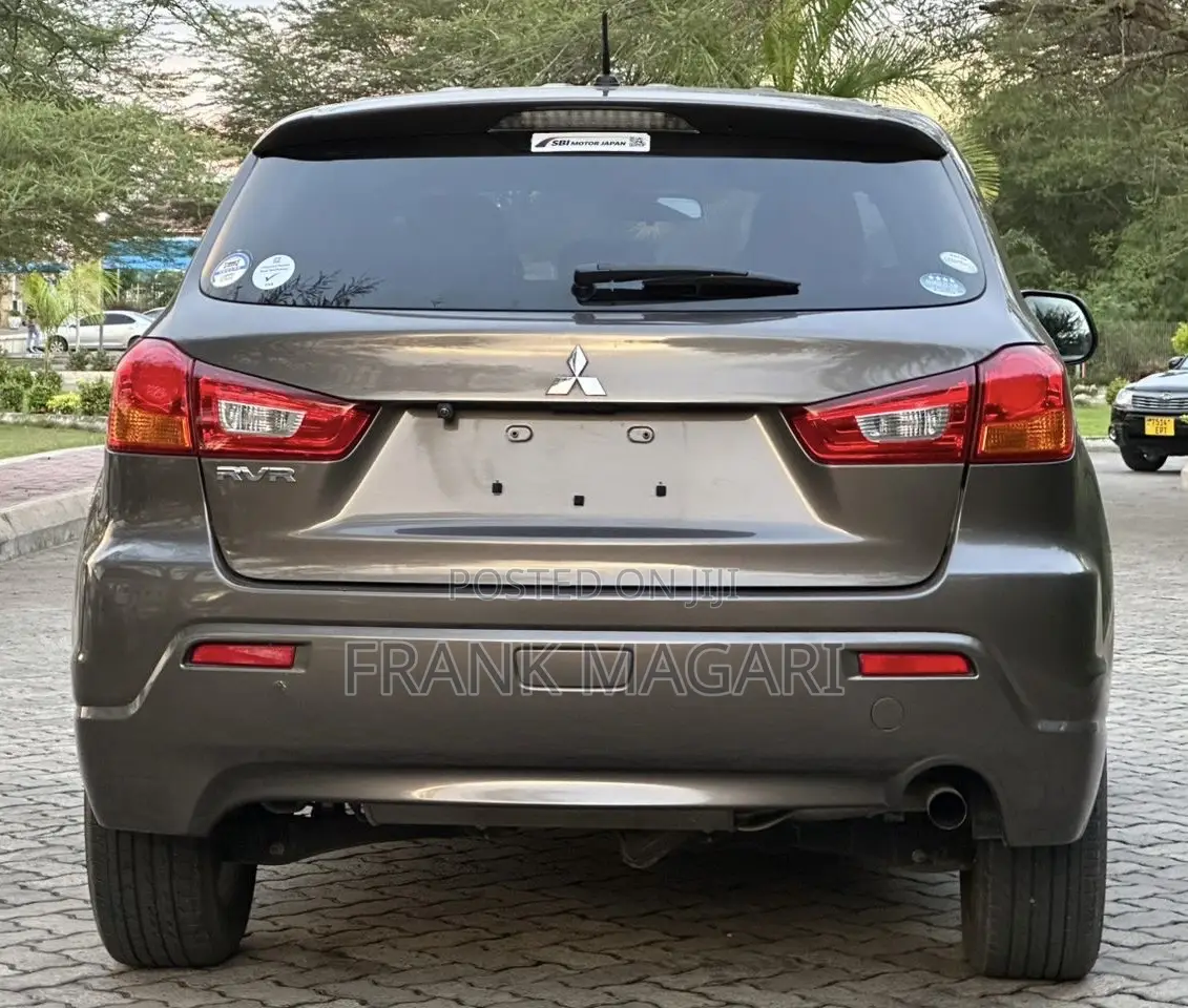 Mitsubishi RVR 2.0 2011 Gray