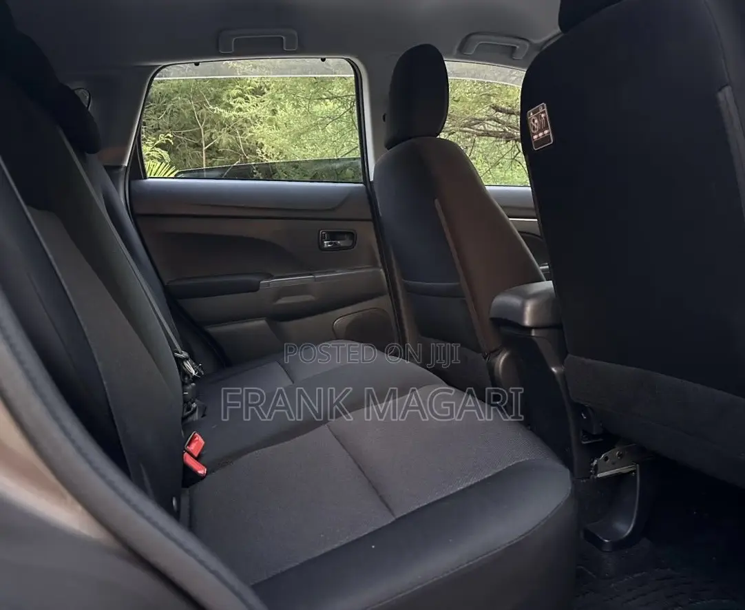 Mitsubishi RVR 2.0 2011 Gray