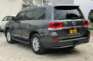 Toyota Land Cruiser 2008 Gray