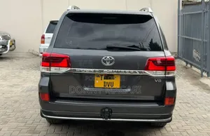 Toyota Land Cruiser 2008 Gray