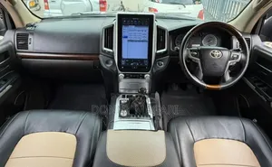 Toyota Land Cruiser 2008 Gray