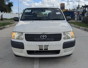 Toyota Succeed 2012 White
