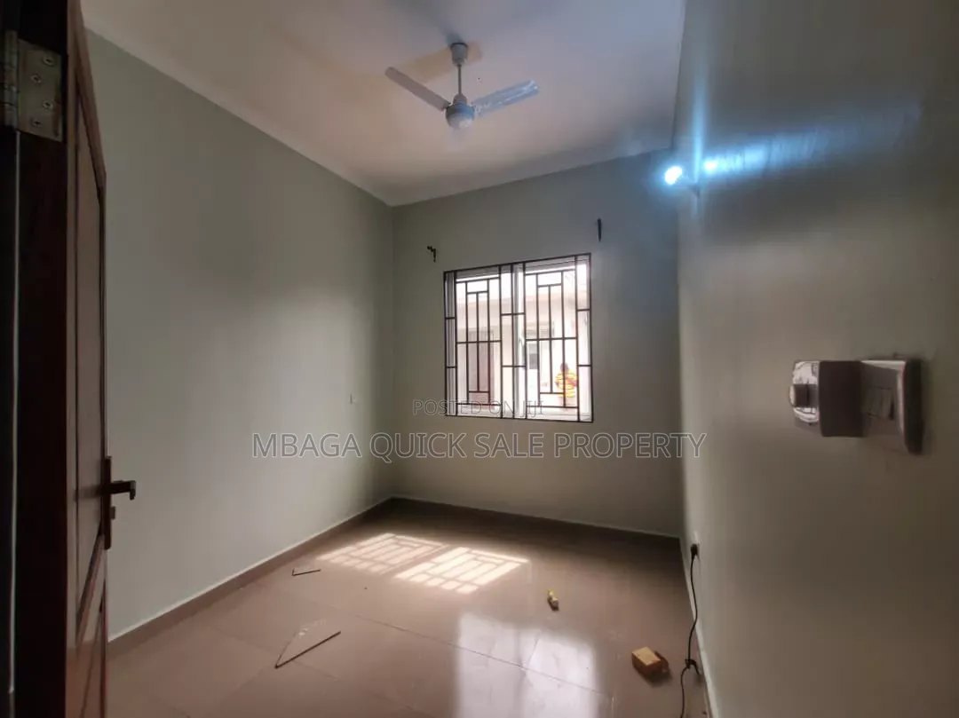 3bdrm Apartment in Mbezi for rent