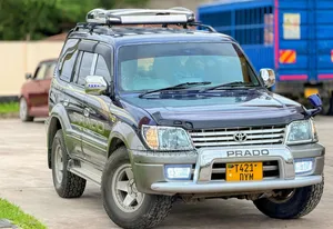 Toyota Land Cruiser Prado 2005 Blue