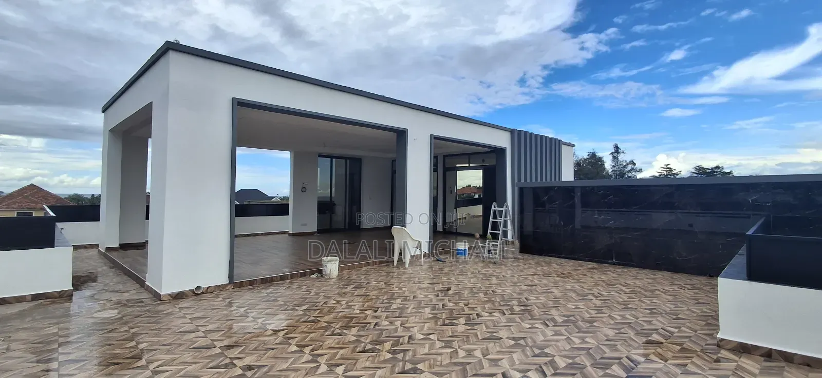 6bdrm House in Mbweni Jkt for sale