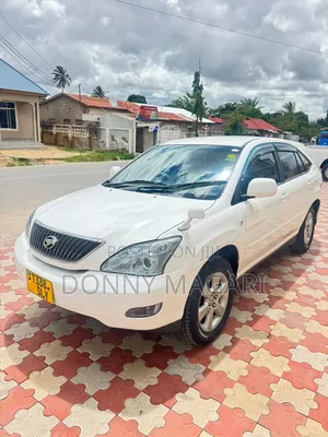 Toyota Harrier 2005 White