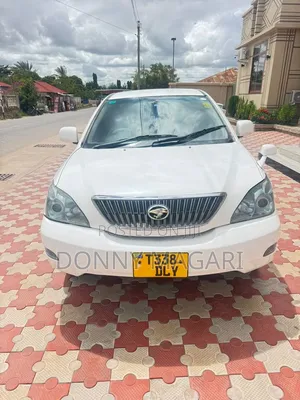 Toyota Harrier 2005 White