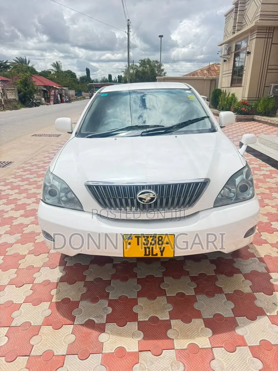 Toyota Harrier 2005 White