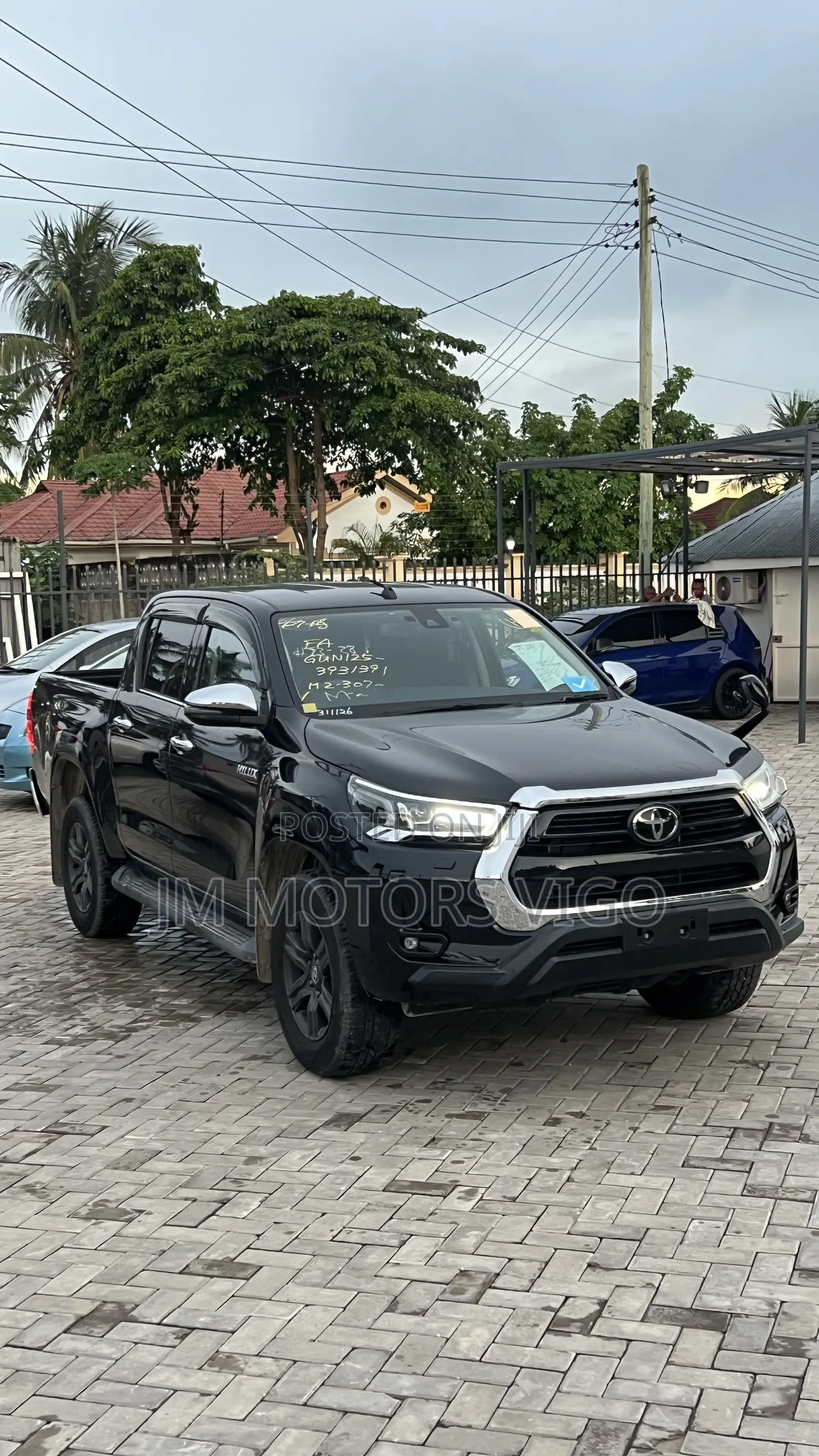Toyota Hilux 2022 Black