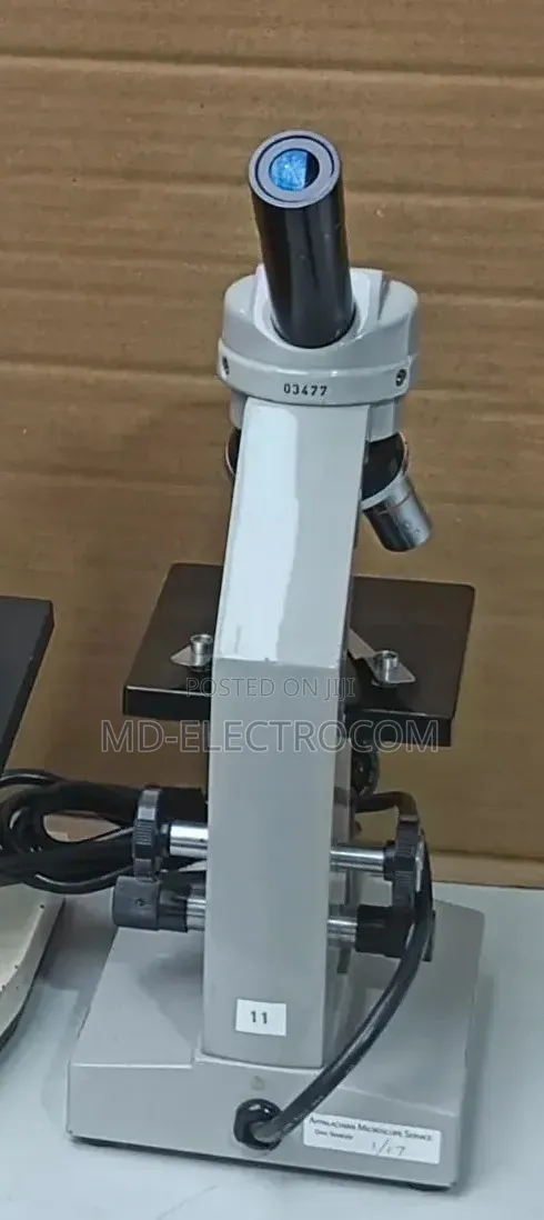 Edmund Scientific Student Compound Microscope.