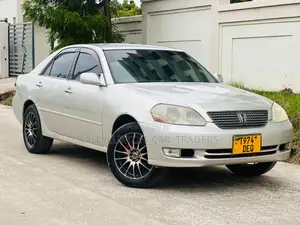Toyota Mark II 2003 Silver