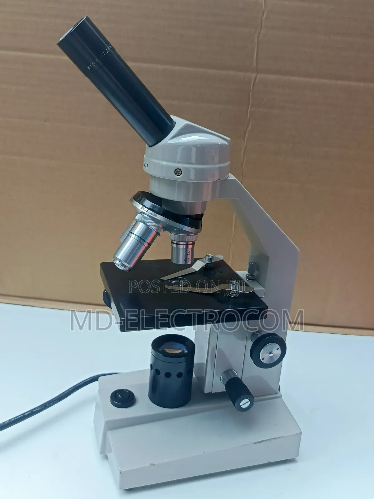 Edmund Scientific Student Compound Microscope.