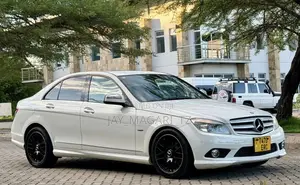 Mercedes-Benz C-Class 2009 White
