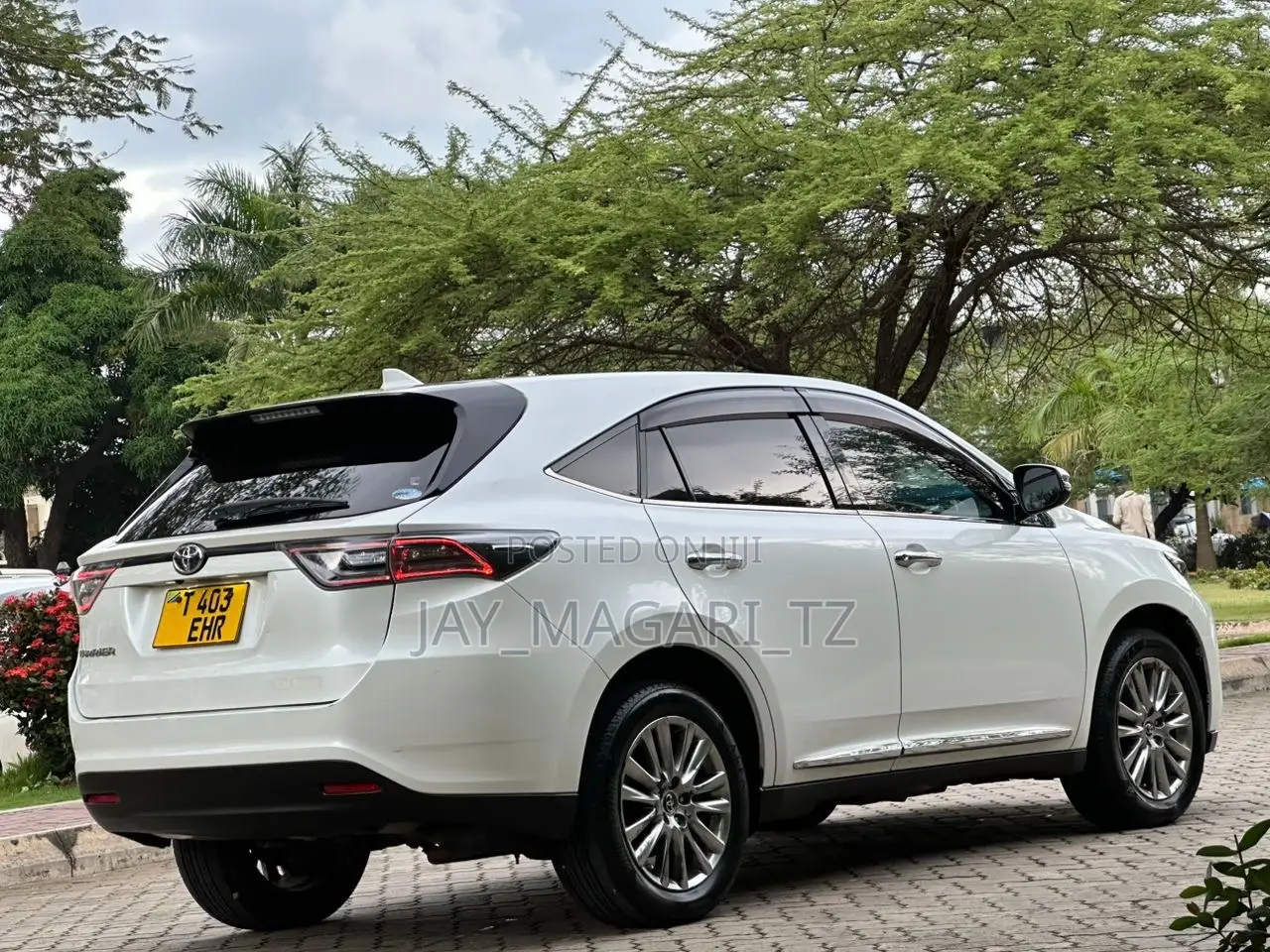 Toyota Harrier 2015 White