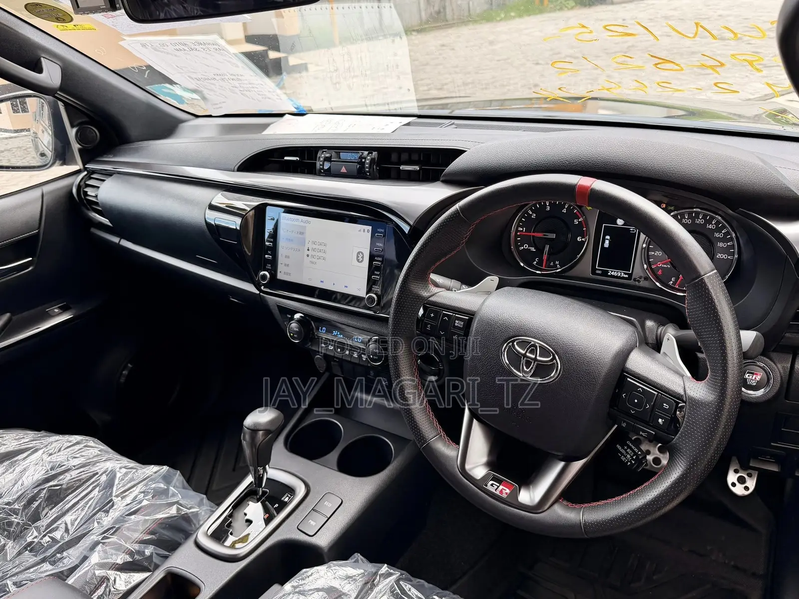 Toyota Hilux 2023 Black