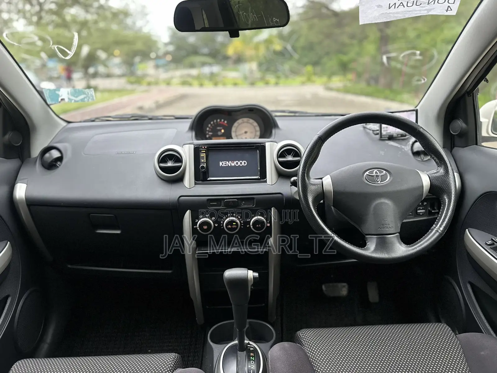 Toyota IST 2003 White