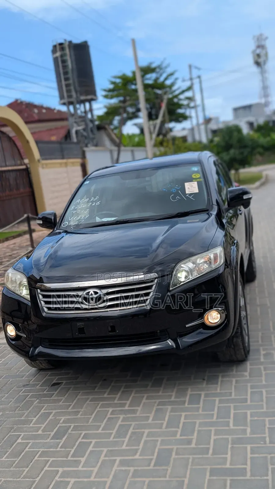 Toyota Vanguard 2013 Black