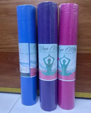 Yoga Mats Designed For Exercise And Stretching 8mm Thickness