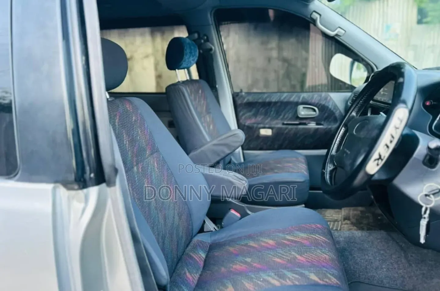 Toyota Noah 2003 Silver