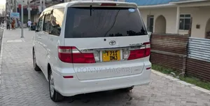 Toyota Alphard 2004 White