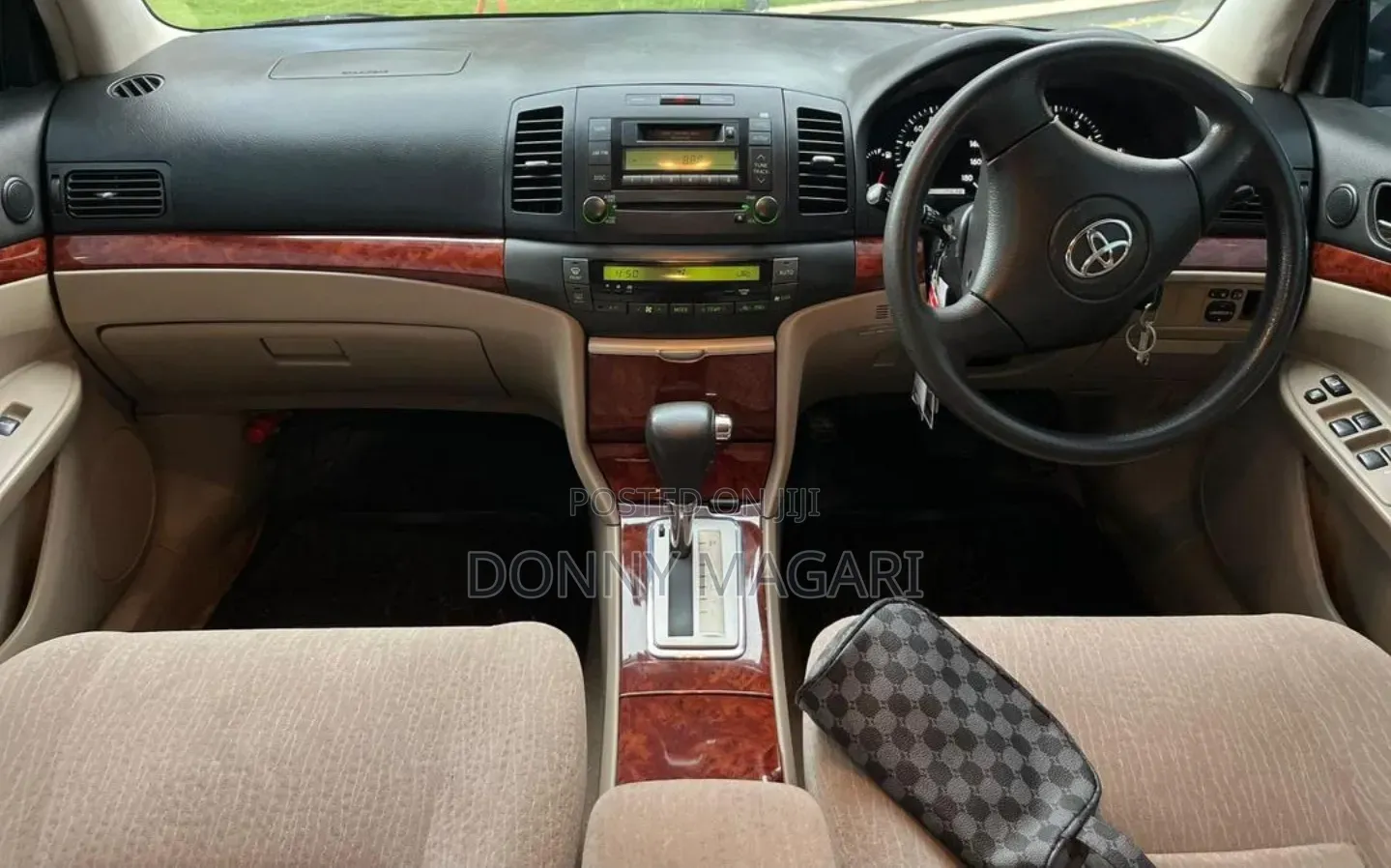Toyota Premio 2004 Silver
