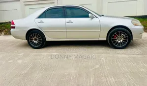 Toyota Mark II 2004 Silver