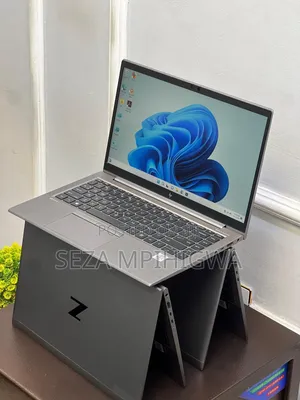 Laptop HP ZBook Firefly 14 G7 16GB Intel Core i7 SSD 256GB
