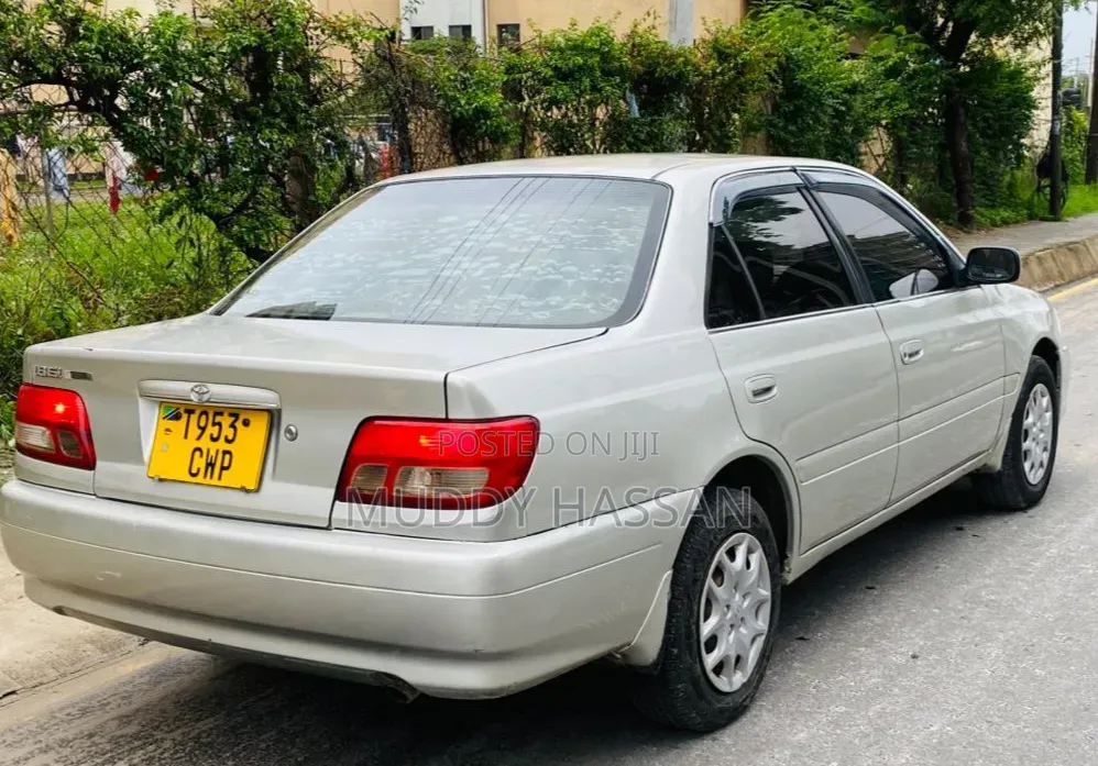 Toyota Carina 2001 Silver