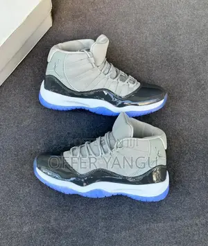 Jordan 11 Sneakers