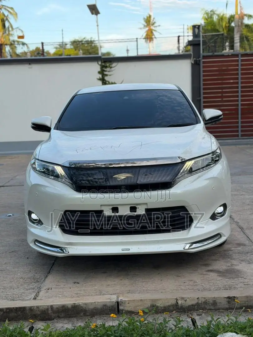 Toyota Harrier 2016 White