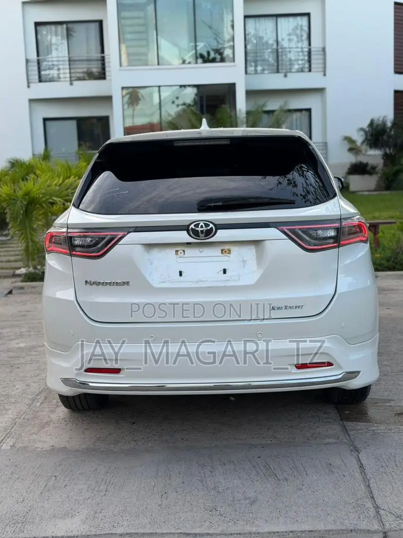 Toyota Harrier 2016 White