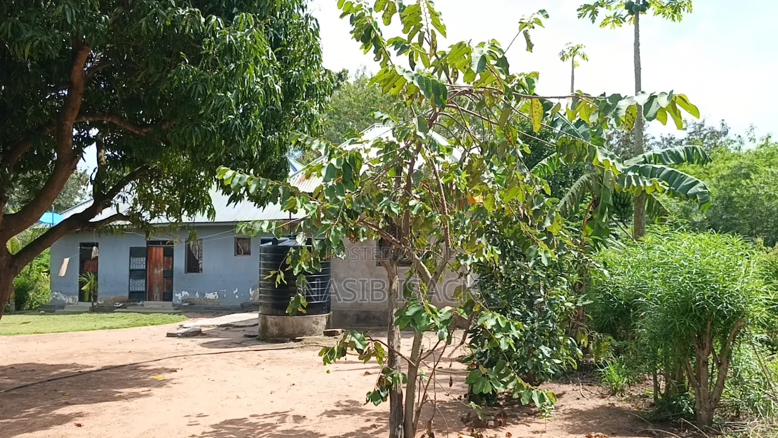 Furnished 5bdrm House in Mkolani for sale