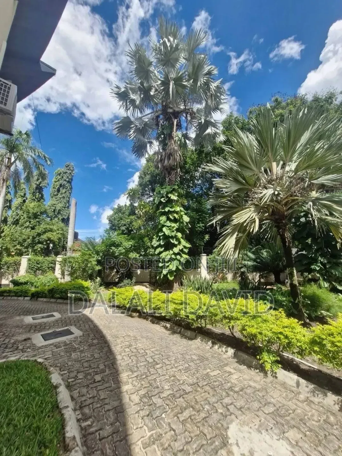 Furnished 3bdrm Villa in Mikocheni for rent