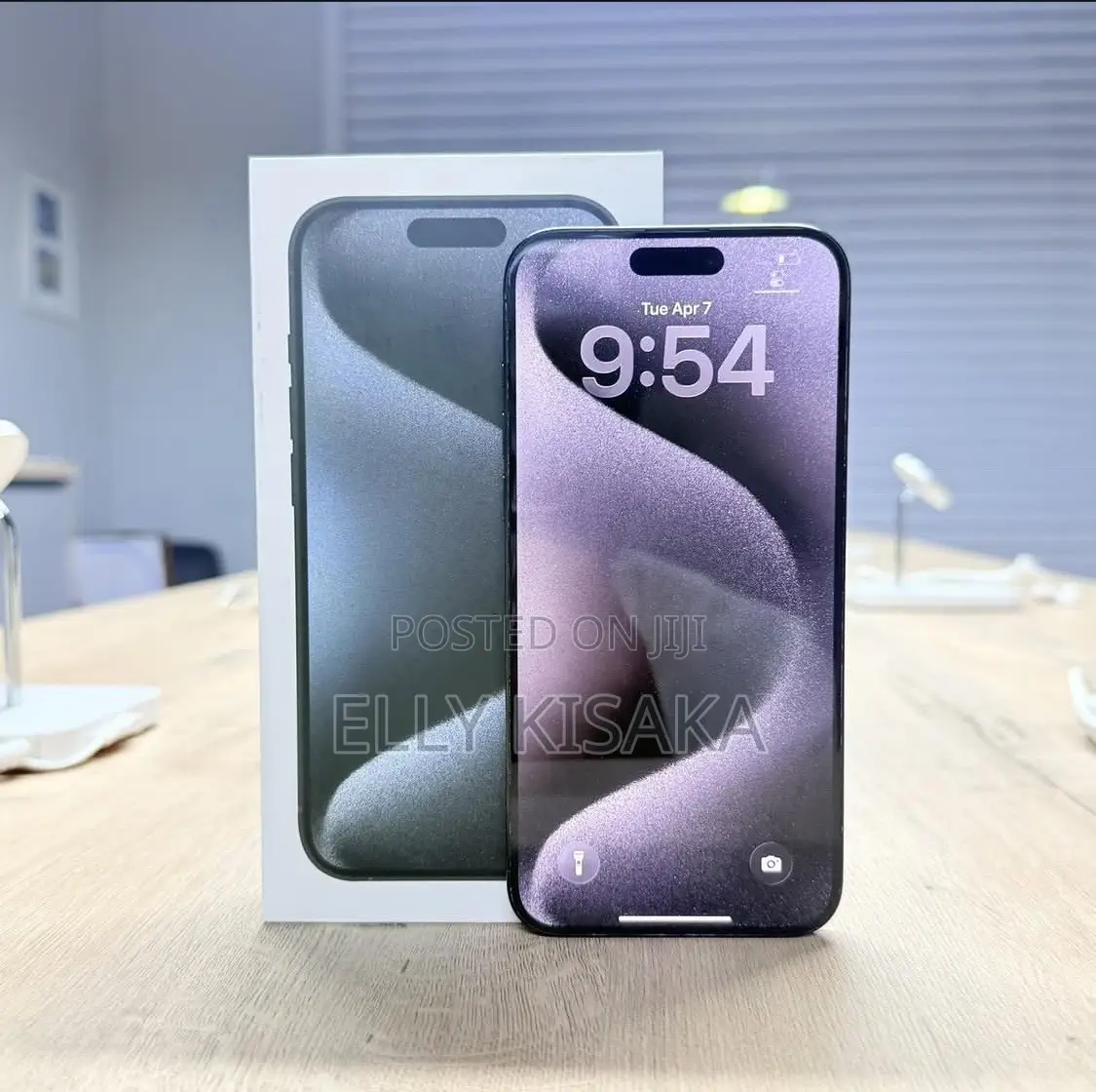 New Apple iPhone 15 Pro Max 256 GB Black