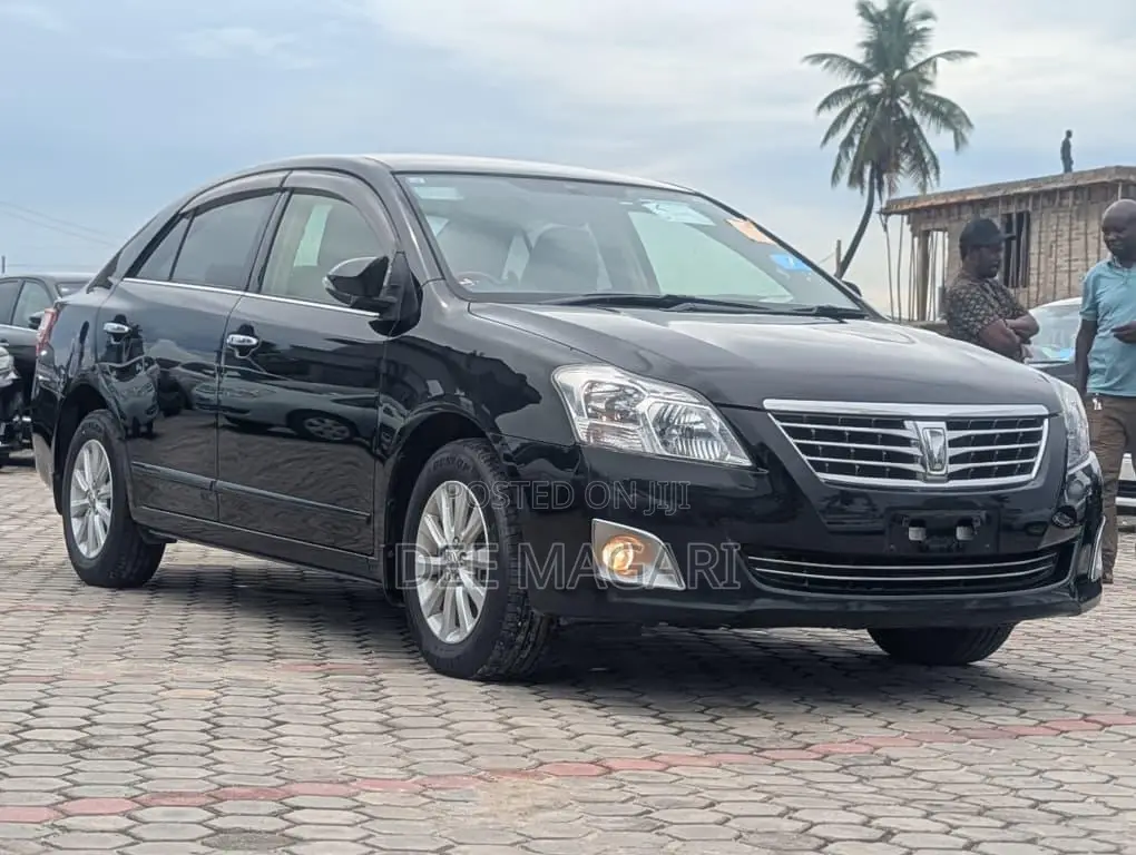 Toyota Premio 1.8 AWD 2013 Black