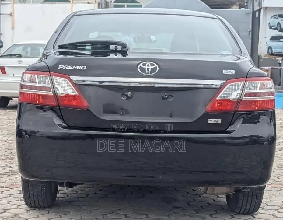 Toyota Premio 1.8 AWD 2013 Black