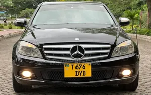 Mercedes-Benz C-Class 2009 Black