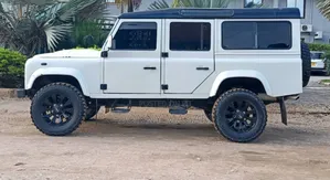 Land Rover Defender 1992 White