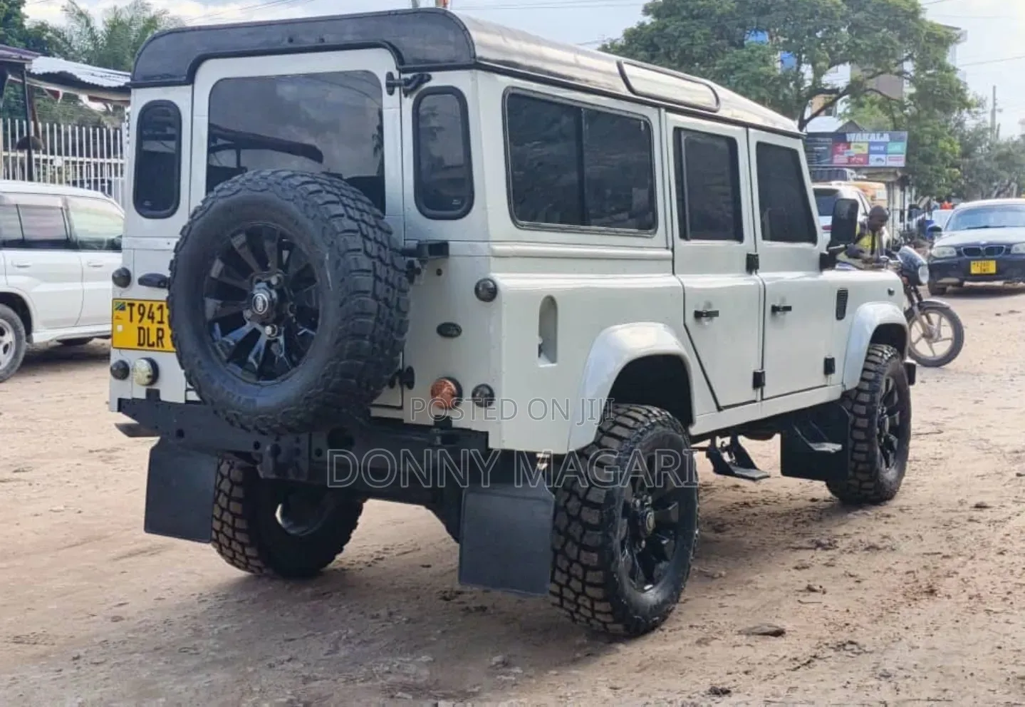 Land Rover Defender 1992 White