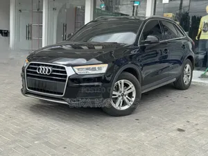 Audi Q3 2015 Black